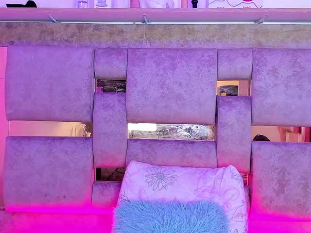 Natasha-Adams live cam on BongaCams