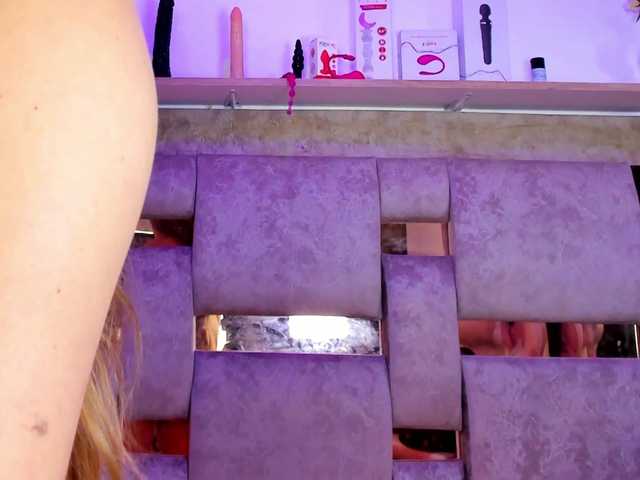 Natasha-Adams live cam on BongaCams