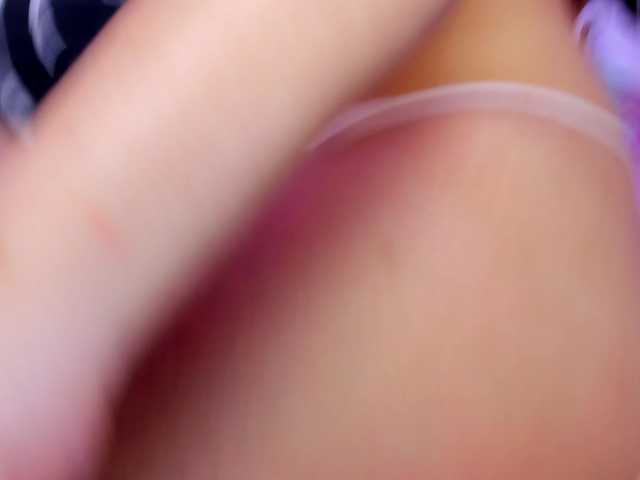 Natasha-Adams live cam on BongaCams