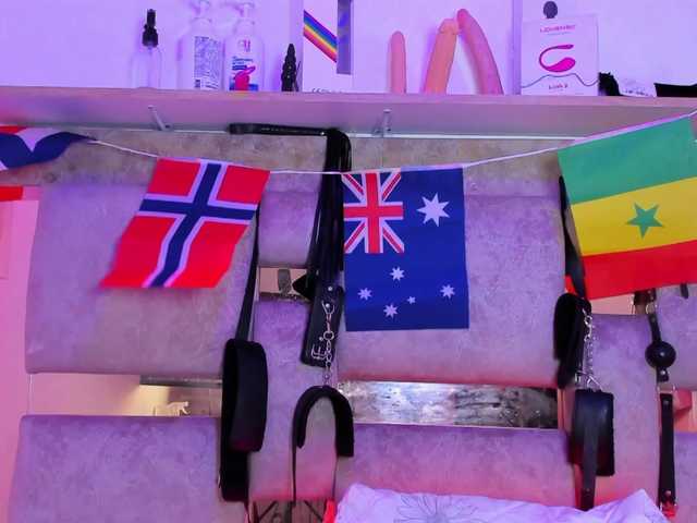 Natasha-Adams live cam on BongaCams