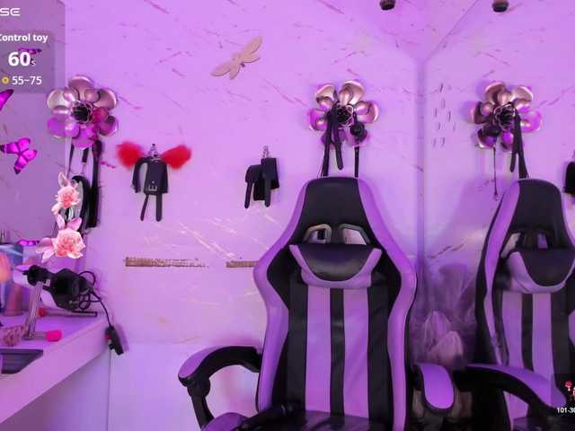 Natasha-Adams live cam on BongaCams