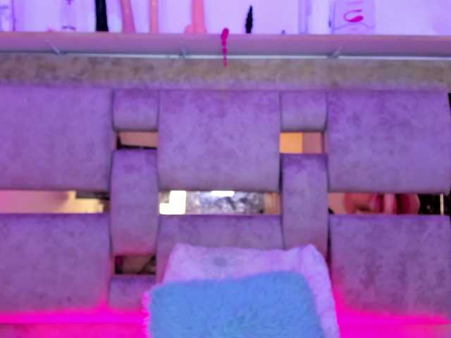 Natasha-Adams live cam on BongaCams