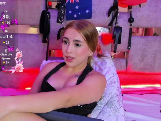Natasha-Adams live cam on BongaCams
