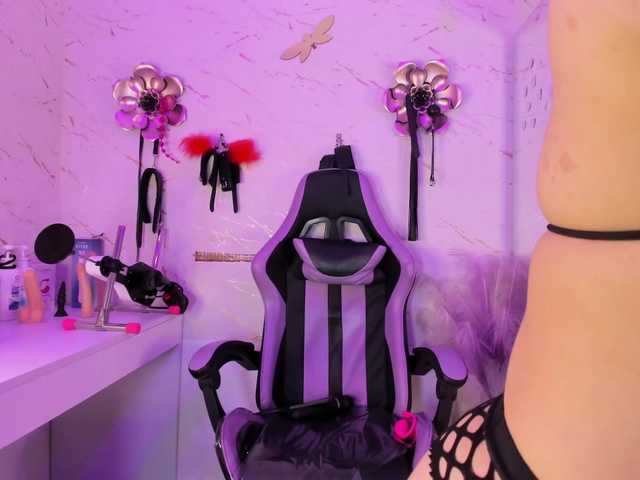 Natasha-Adams live cam on BongaCams