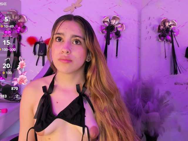 Natasha-Adams live cam on BongaCams