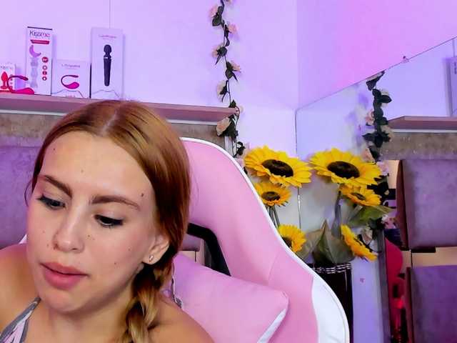 Natasha-Adams live cam on BongaCams