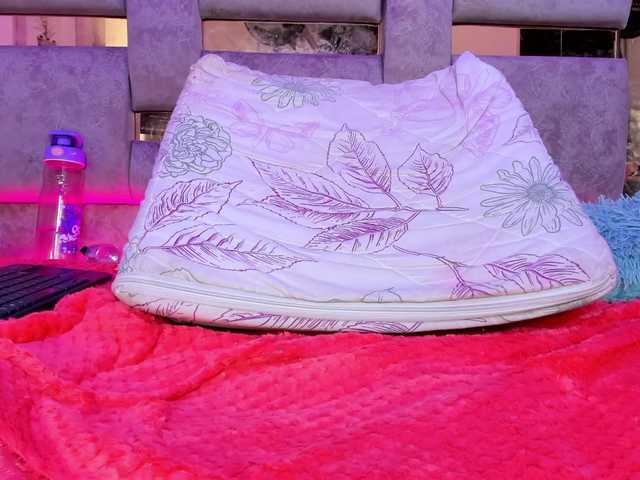 Natasha-Adams live cam on BongaCams