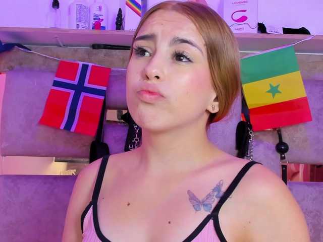 Natasha-Adams live cam on BongaCams