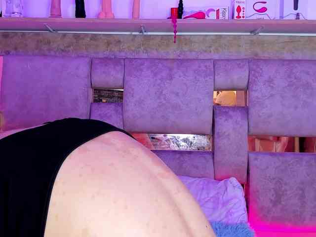 Natasha-Adams Natasha-Adams