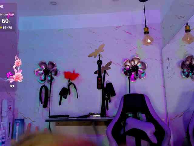 Natasha-Adams webcam