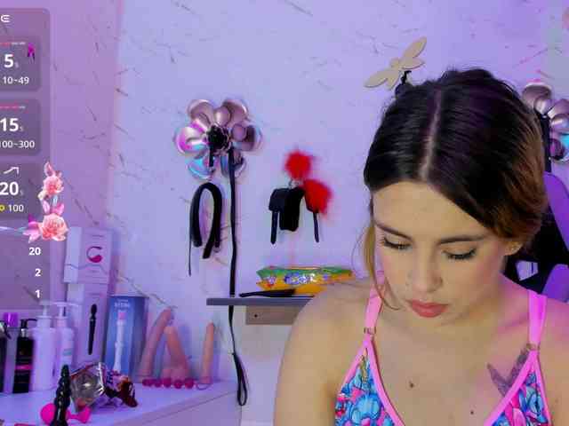 Natasha-Adams webcam