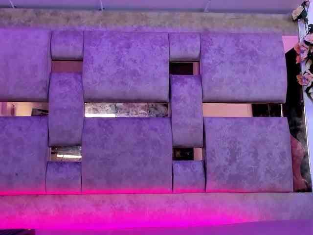 Natasha-Adams webcam