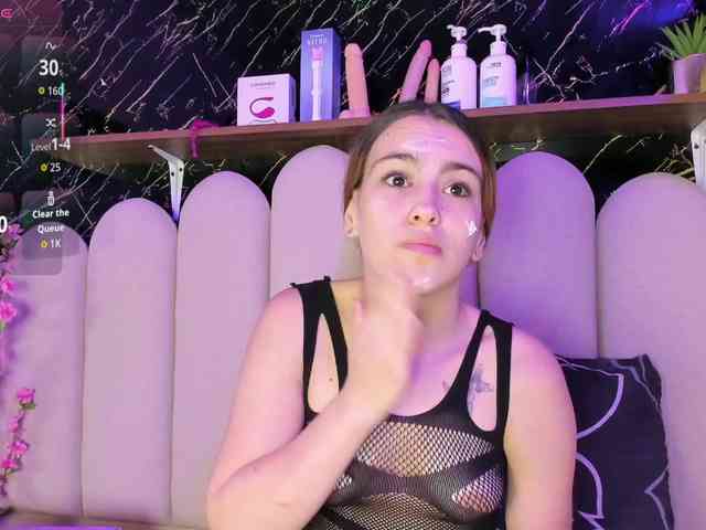 Natasha-Adams webcam