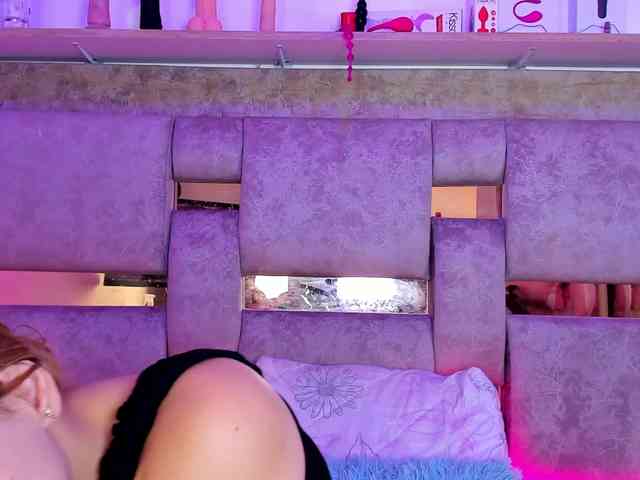 Natasha-Adams webcam