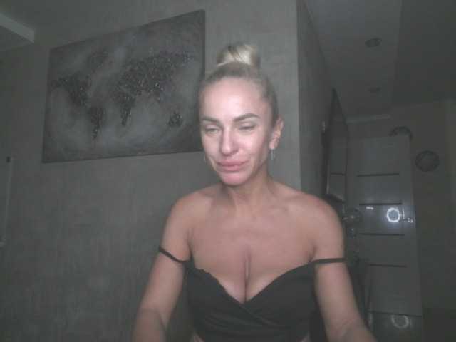 annamari1563 live cam on BongaCams