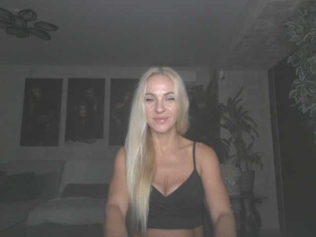 annamari1563 live cam on BongaCams
