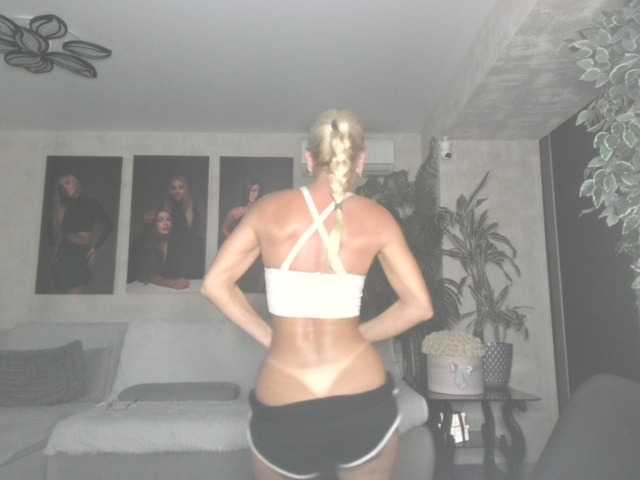 annamari1563 live cam on BongaCams
