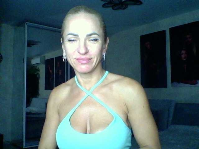annamari1563 live cam on BongaCams