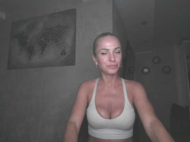 annamari1563 live cam on BongaCams