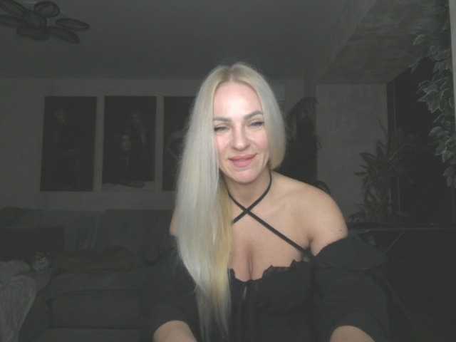 annamari1563's BongaCams show and profile