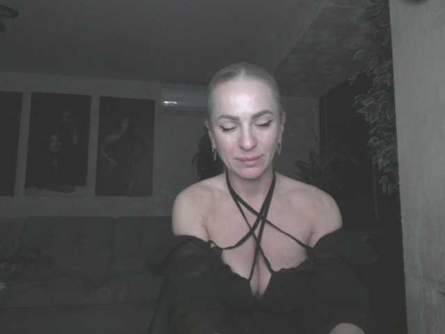annamari1563's BongaCams show and profile