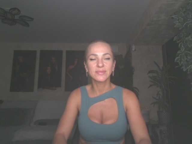 annamari1563 live cam on BongaCams