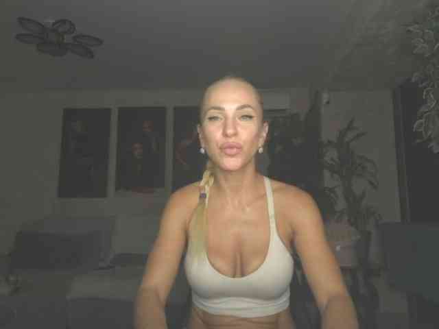annamari1563 webcam