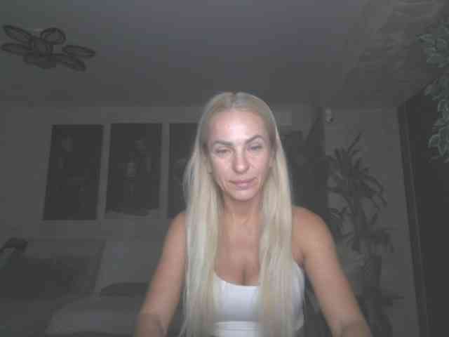 annamari1563 webcam