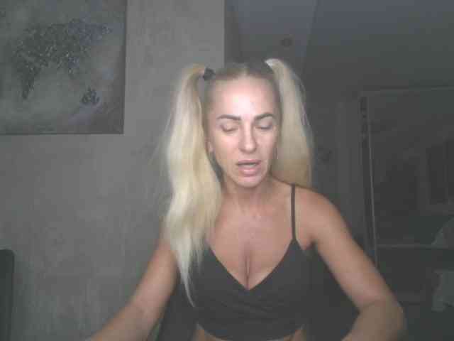 Modelo: annamari1563
