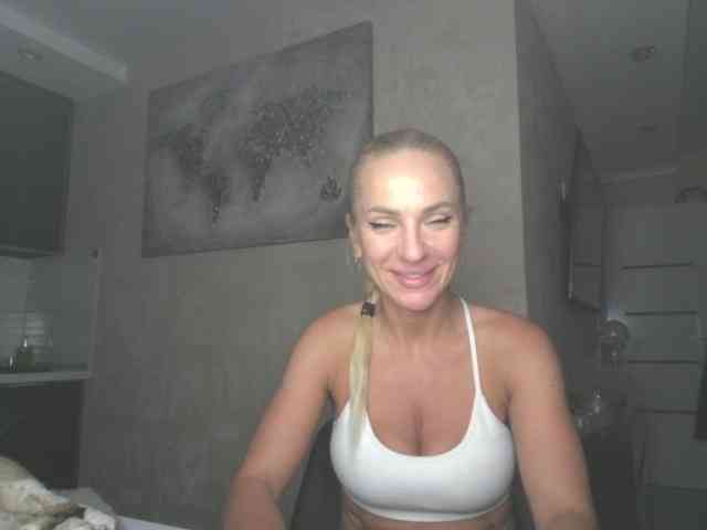 annamari1563 webcam