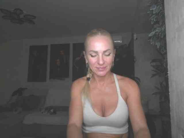 annamari1563 webcam
