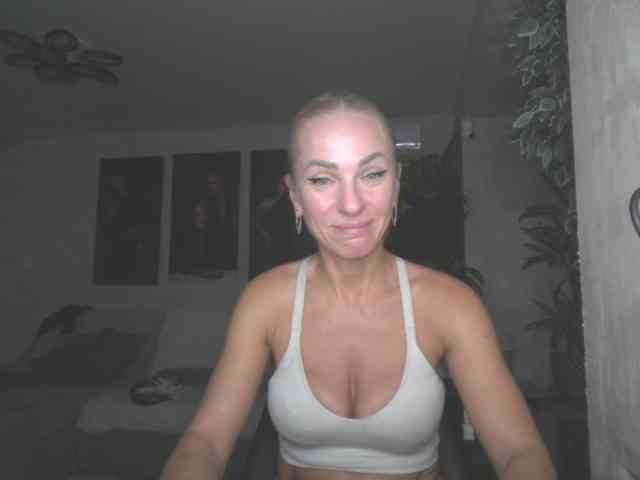 annamari1563 webcam