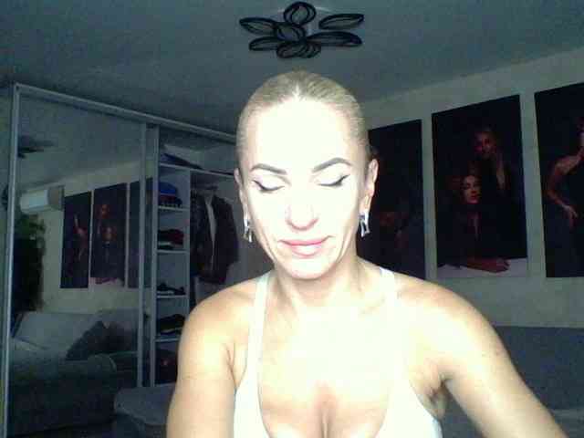 annamari1563 webcam