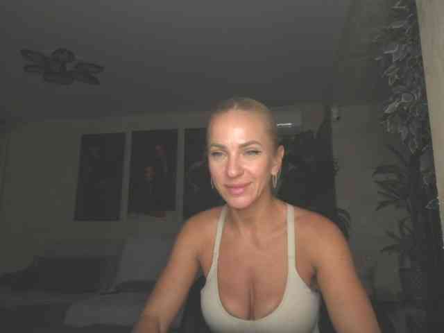 annamari1563 webcam