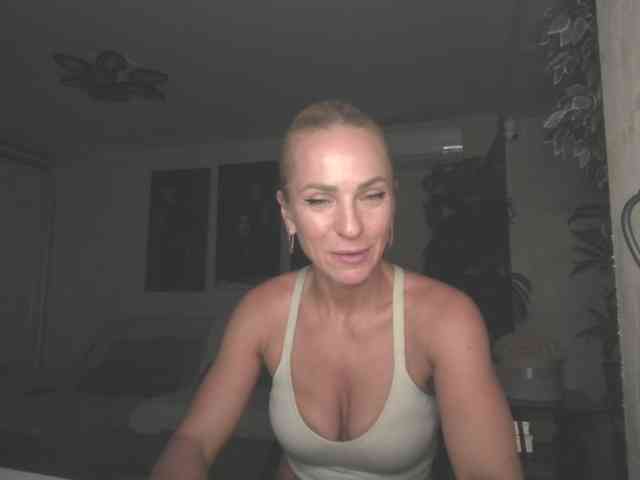 annamari1563 webcam