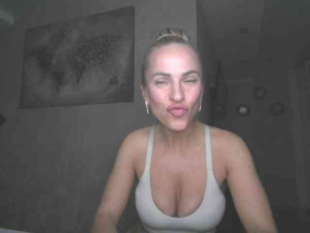 annamari1563 webcam