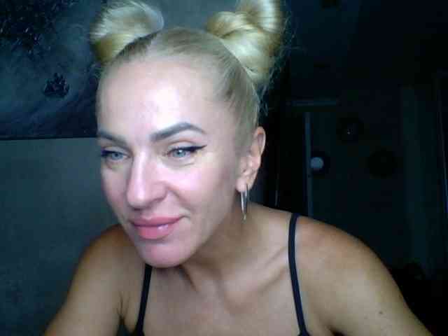 annamari1563 webcam