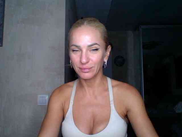 annamari1563 webcam
