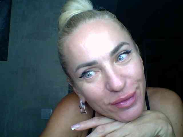 annamari1563 webcam