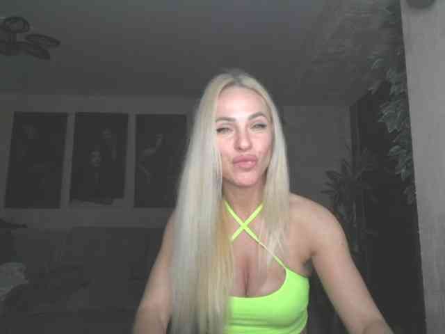 annamari1563 webcam