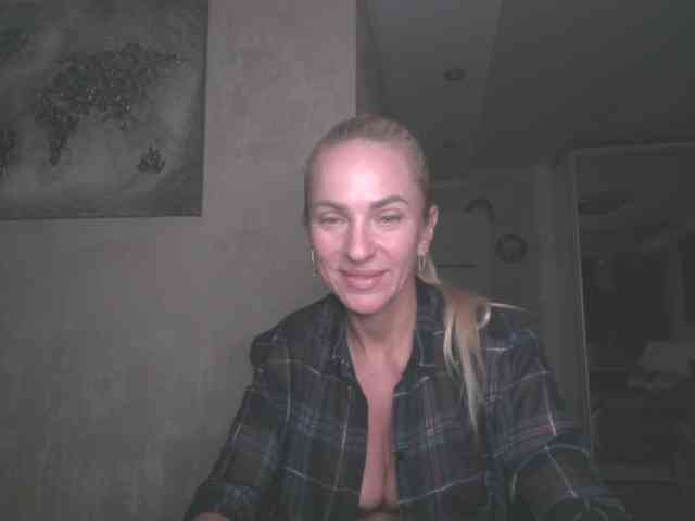 annamari1563 webcam
