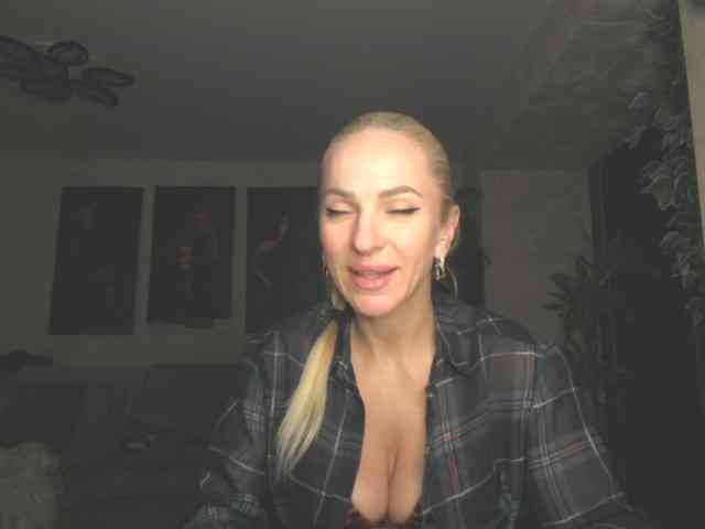 annamari1563 webcam