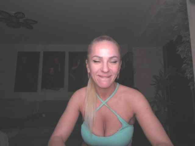 annamari1563 webcam