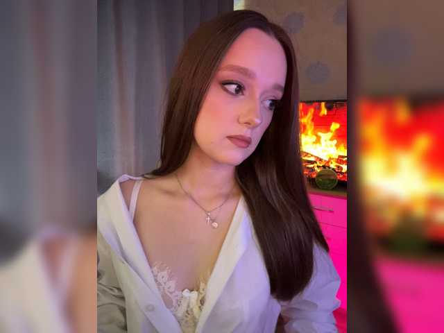 ymnichka live cam on BongaCams