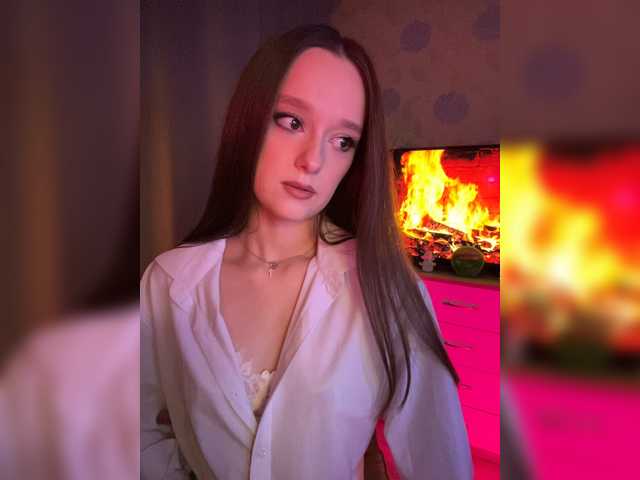 ymnichka live cam on BongaCams