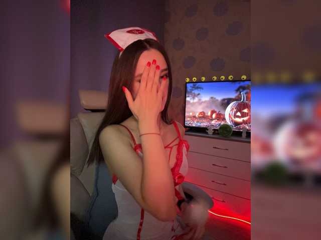 ymnichka live cam on BongaCams