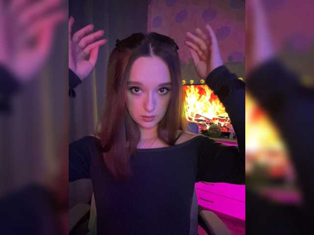 ymnichka live cam on BongaCams