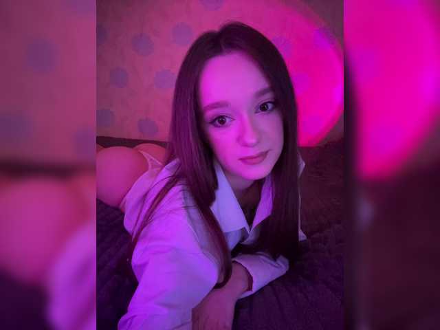 ymnichka live cam on BongaCams