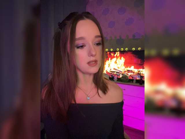 ymnichka live cam on BongaCams