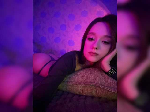 ymnichka live cam on BongaCams